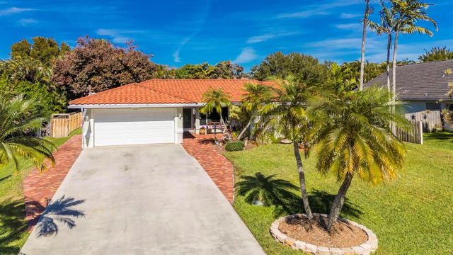 11721 NW 23rd Street, Plantation, FL 33323
