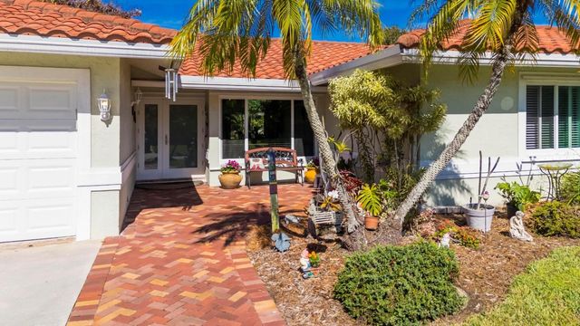 11721 NW 23rd Street, Plantation, FL 33323