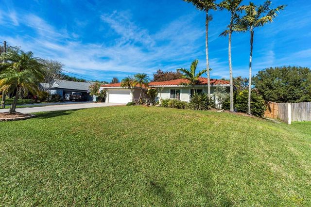 11721 NW 23rd Street, Plantation, FL 33323