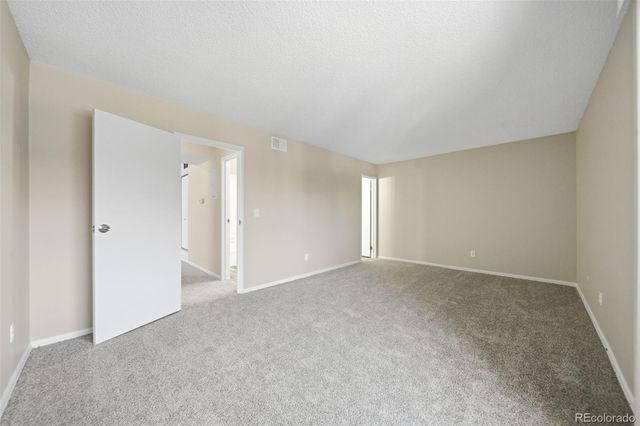 12083 E Harvard Avenue 204, Aurora, CO 80014