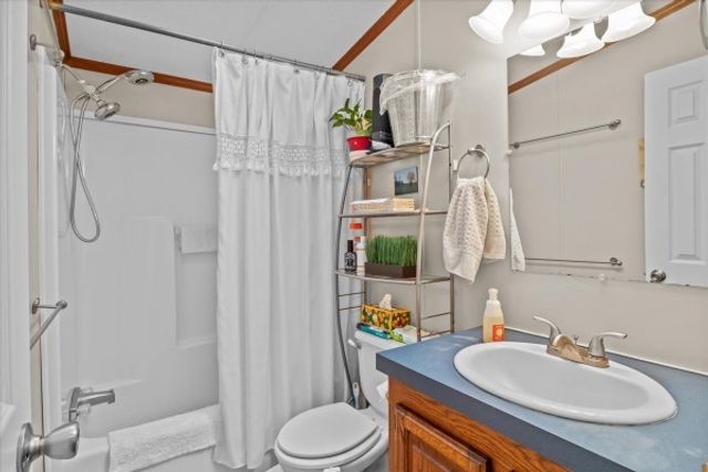 305 Lucas Ridge Ln, Waverly, TN 37185