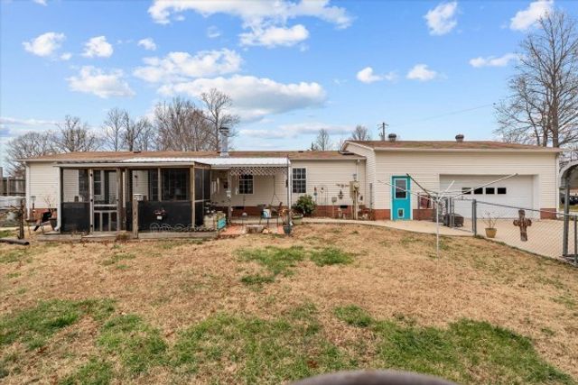 305 Lucas Ridge Ln, Waverly, TN 37185