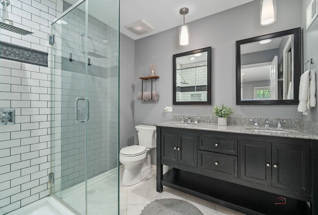 182 Blueberry Road, Libertyville, IL 60048