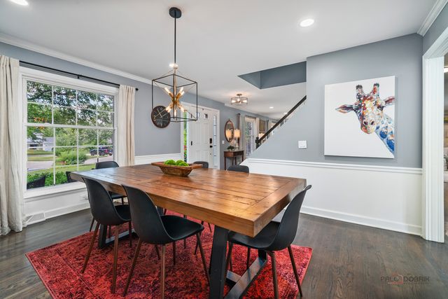 182 Blueberry Road, Libertyville, IL 60048