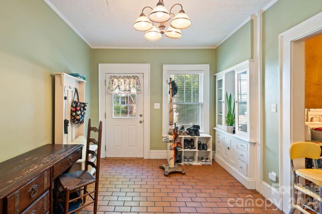 313 E Main Street, Morganton, NC 28655