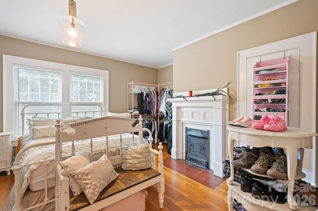 313 E Main Street, Morganton, NC 28655