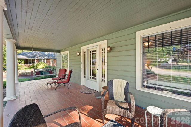 313 E Main Street, Morganton, NC 28655
