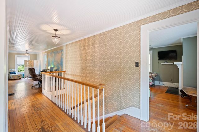313 E Main Street, Morganton, NC 28655
