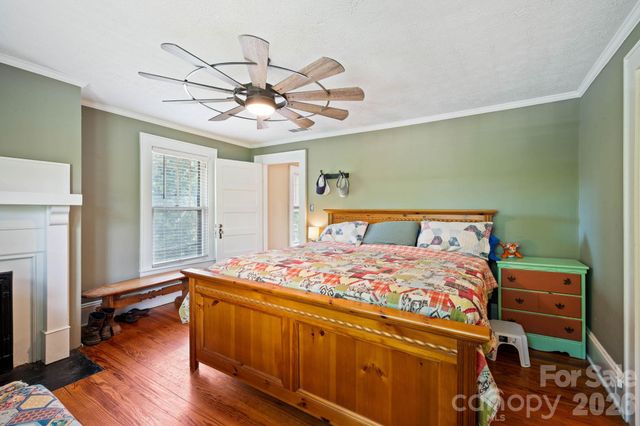 313 E Main Street, Morganton, NC 28655