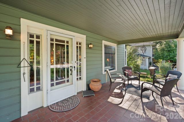 313 E Main Street, Morganton, NC 28655