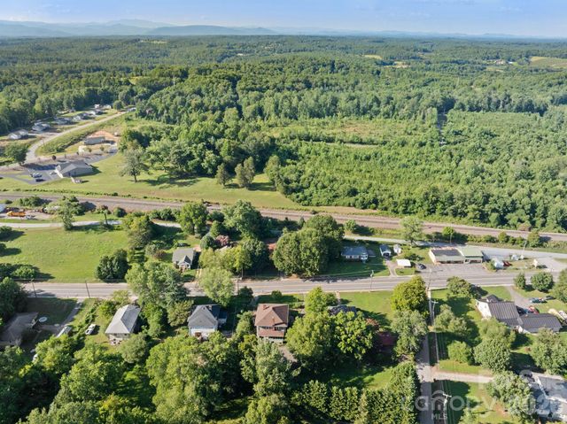 313 E Main Street, Morganton, NC 28655