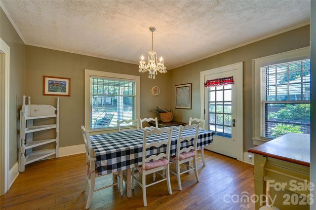 313 E Main Street, Morganton, NC 28655