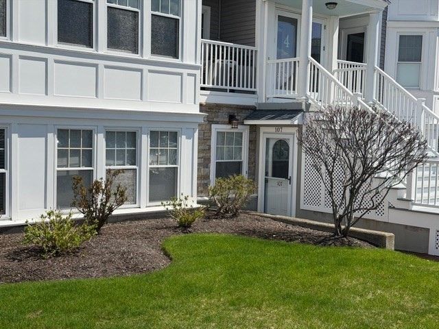 15 Park Ave. 107, Hull, MA 02045