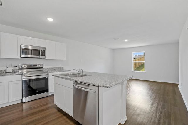 406 E Munson Street, Denison, TX 75021