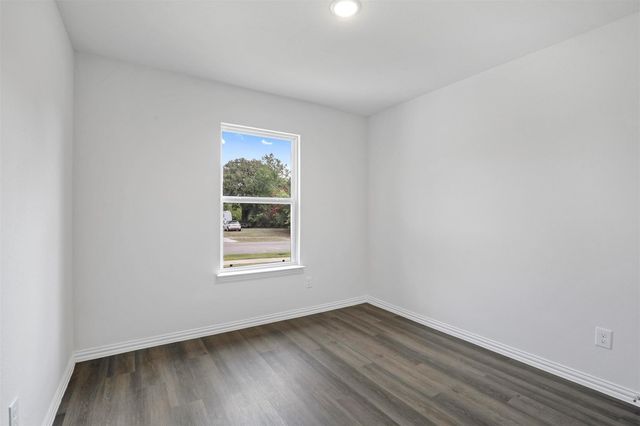 406 E Munson Street, Denison, TX 75021