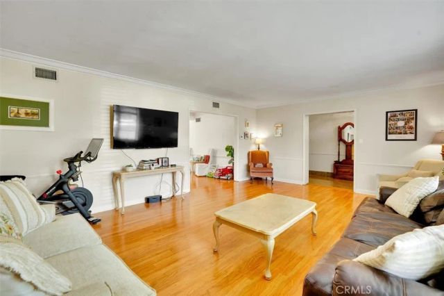 4415 Morella Ave, Studio City, CA 91607