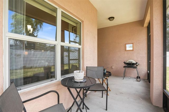 2906 W DOUGLAS STREET, Tampa, FL 33607