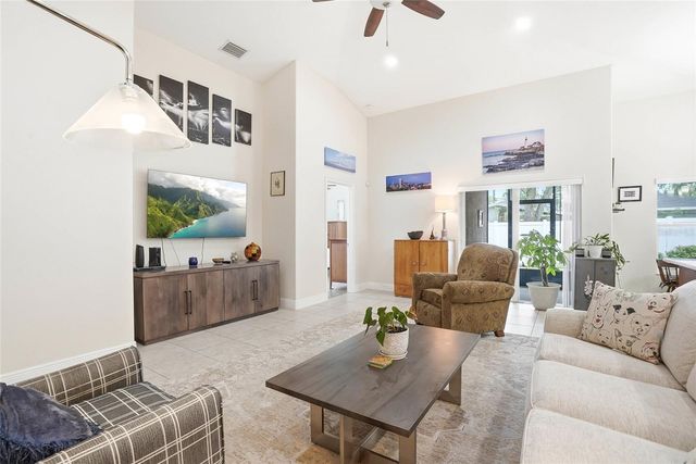 2906 W DOUGLAS STREET, Tampa, FL 33607