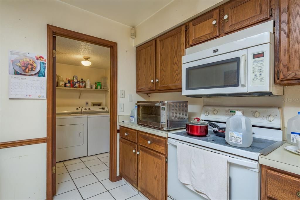 Image 12 of property listing at 1888 SPRINGBUSH LANE, Clearwater, FL 33763