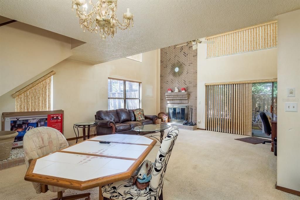 Image 5 of property listing at 1888 SPRINGBUSH LANE, Clearwater, FL 33763