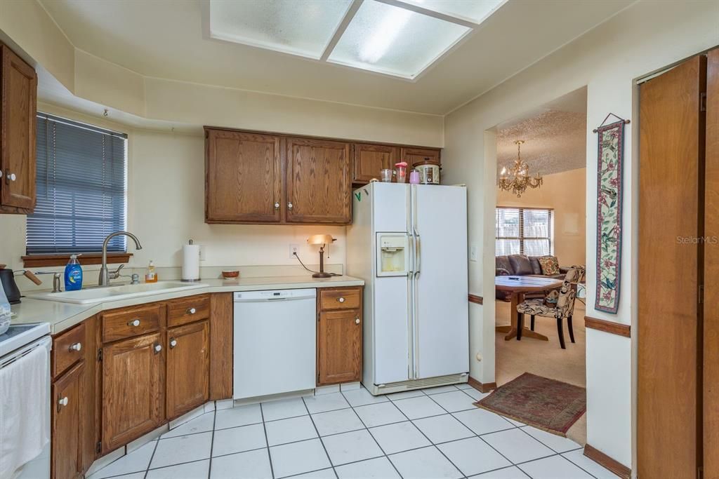 Image 9 of property listing at 1888 SPRINGBUSH LANE, Clearwater, FL 33763