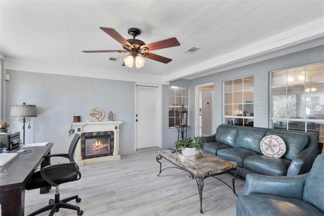 2402 Holly Street, Liberty, TX 77575
