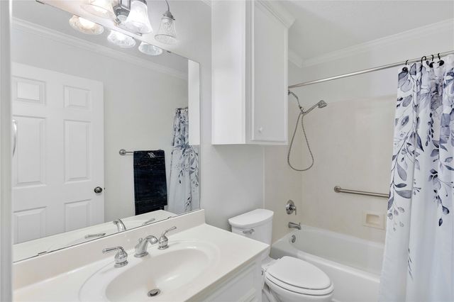 2402 Holly Street, Liberty, TX 77575