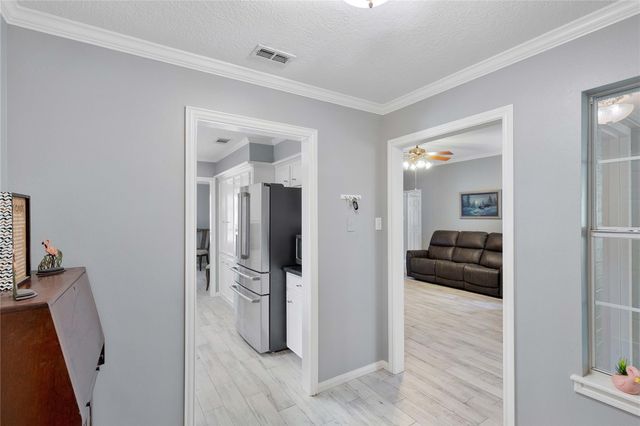 2402 Holly Street, Liberty, TX 77575