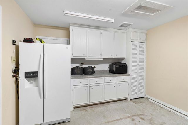 2402 Holly Street, Liberty, TX 77575