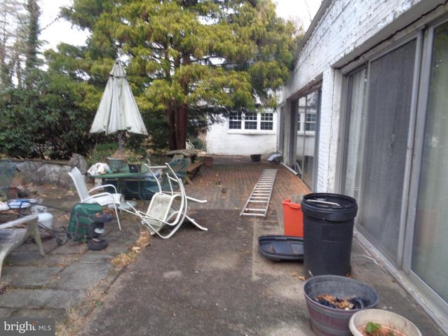 1480 NOBLE RD, Jenkintown, PA 19046