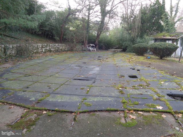 1480 NOBLE RD, Jenkintown, PA 19046