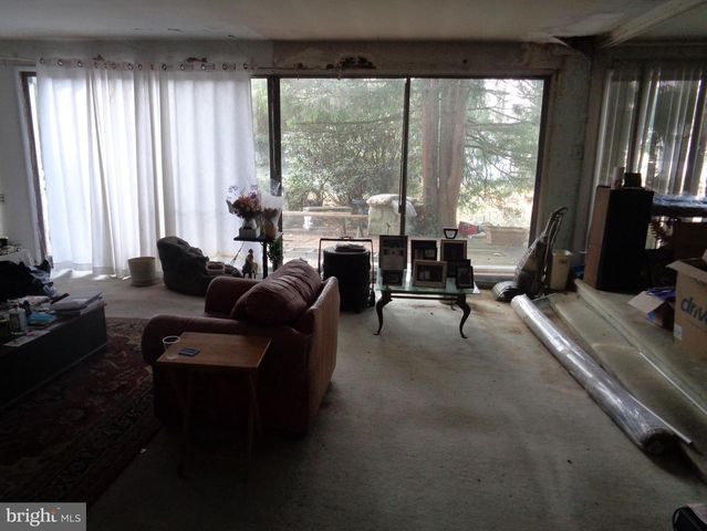 1480 NOBLE RD, Jenkintown, PA 19046