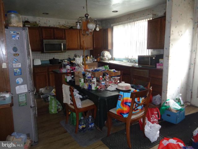 1480 NOBLE RD, Jenkintown, PA 19046