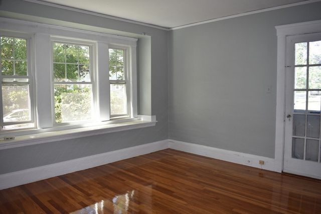 26 Harvard Rd 1, Belmont, MA 02478