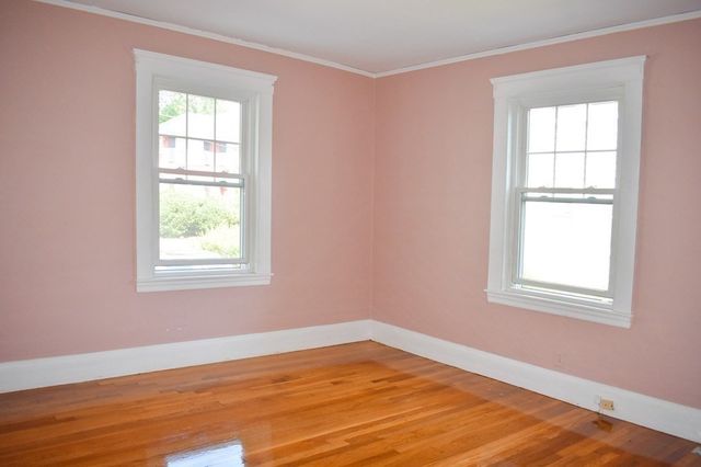 26 Harvard Rd 1, Belmont, MA 02478