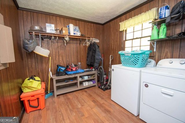 128 Robinhood Drive, Newnan, GA 30263