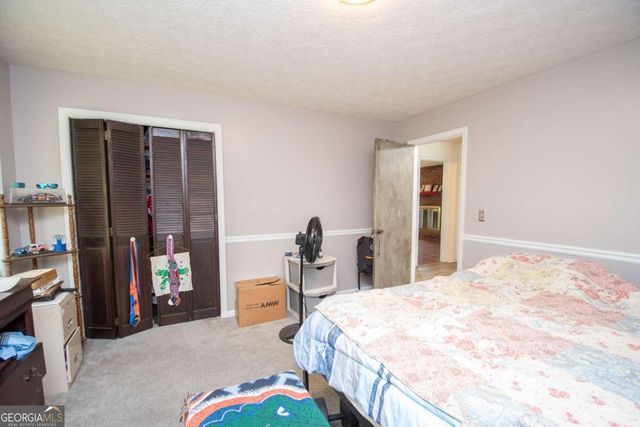 128 Robinhood Drive, Newnan, GA 30263