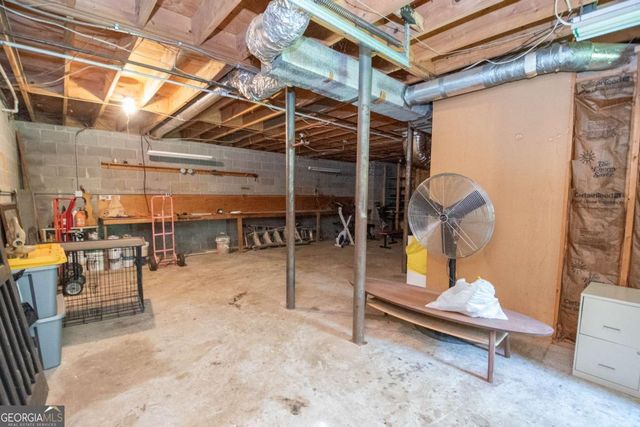 128 Robinhood Drive, Newnan, GA 30263