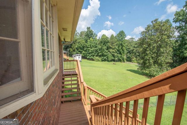 128 Robinhood Drive, Newnan, GA 30263