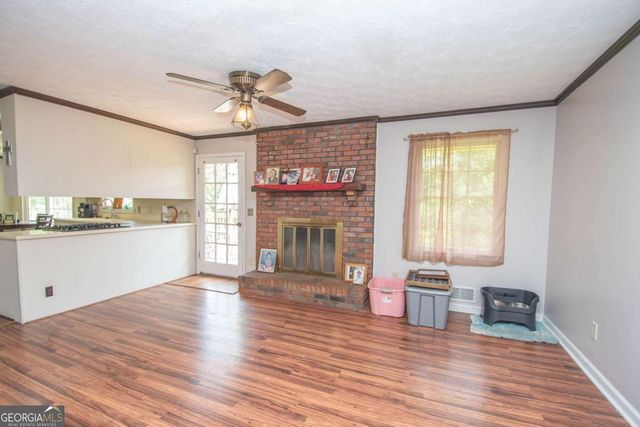 128 Robinhood Drive, Newnan, GA 30263