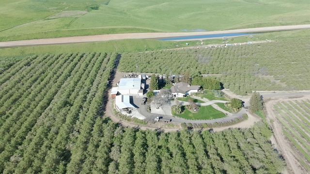 4060 Orestimba Rd, Newman, CA 95360