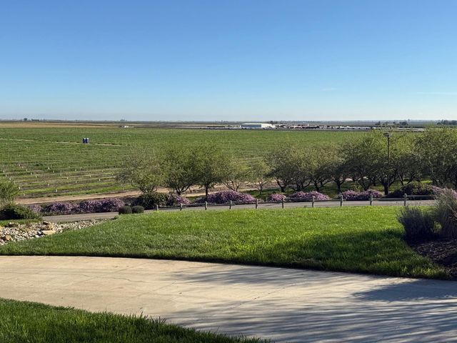 4060 Orestimba Rd, Newman, CA 95360