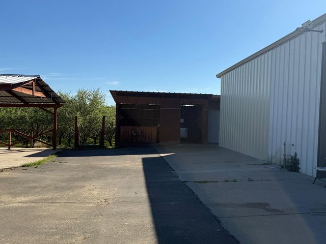 4060 Orestimba Rd, Newman, CA 95360