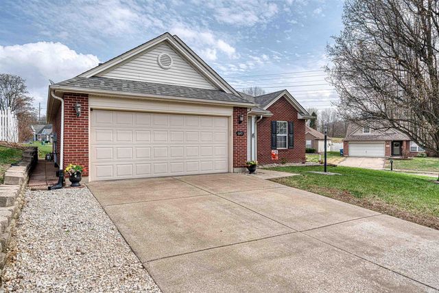 649 Trillium Way, Evansville, IN 47712