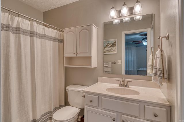 649 Trillium Way, Evansville, IN 47712