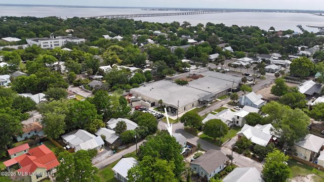 110 N Toulme Street, Bay Saint Louis, MS 39520