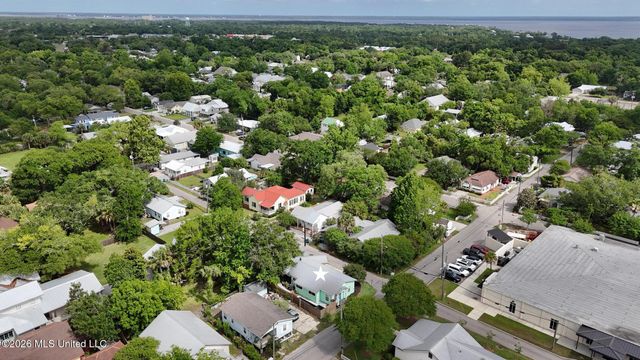 110 N Toulme Street, Bay Saint Louis, MS 39520