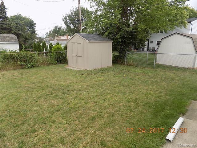 8783 Lozen Drive, Sterling Heights, MI 48313
