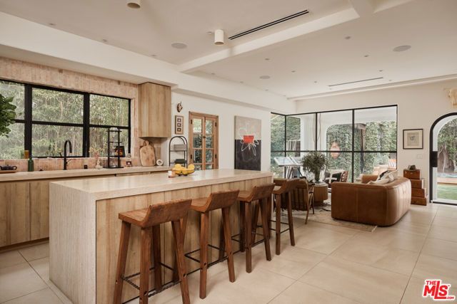 918 N La Jolla Avenue, West Hollywood, CA 90046