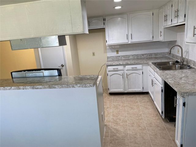 8133 TROXLER DRIVE, Orlando, FL 32825